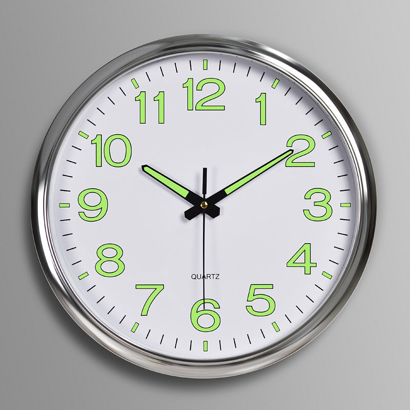LuminoClock – Orologio da Parete Classico con Numeri Luminescenti e Movimento Silenzioso