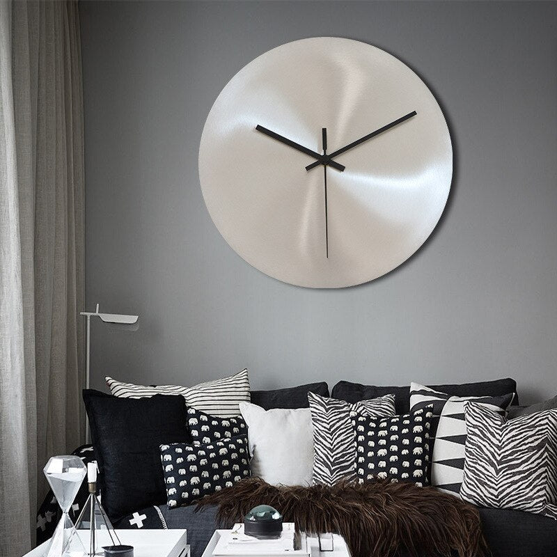 SteelWhirl – Orologio da Parete Minimalista in Acciaio Spazzolato con Movimento Silenzioso