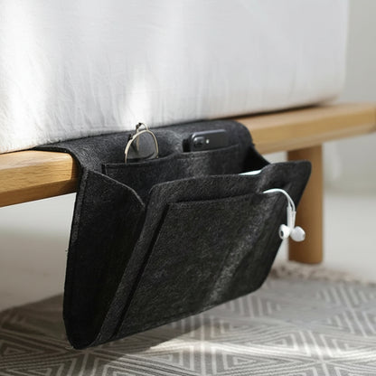 BedMate – Organizzatore da Letto Minimalista con Tasche Laterali Salvaspazio e Design Funzionale