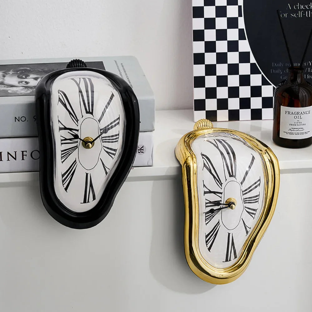 TimeMelt – Orologio da Parete Creativo in Stile Surrealista con Design a Goccia e Numeri Romani