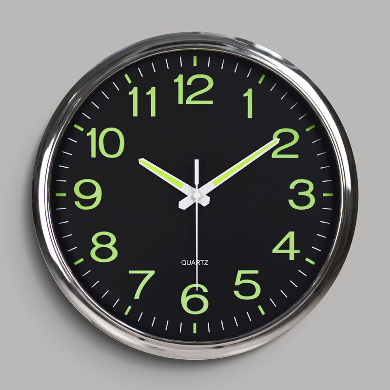 Orologio da parete LuminoClock al buio, numeri luminosi