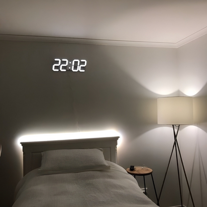 Orologio digitale da parete LumoDigit con display LED bianco