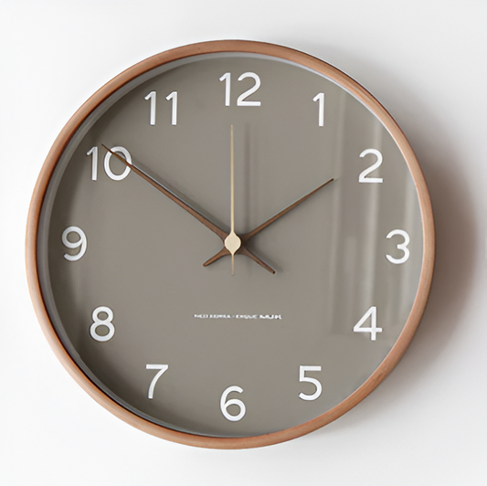 Orologio da parete NordForma minimalista, vista frontale